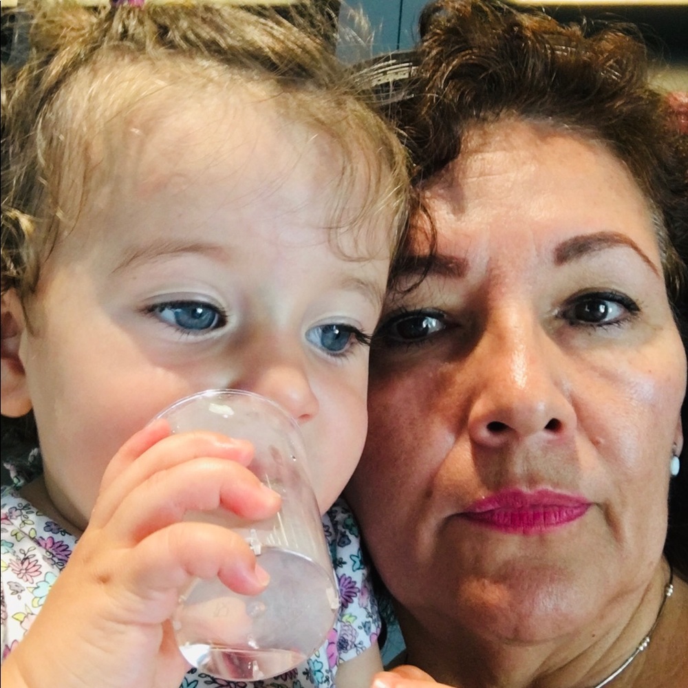 Meet your Posher, Alma